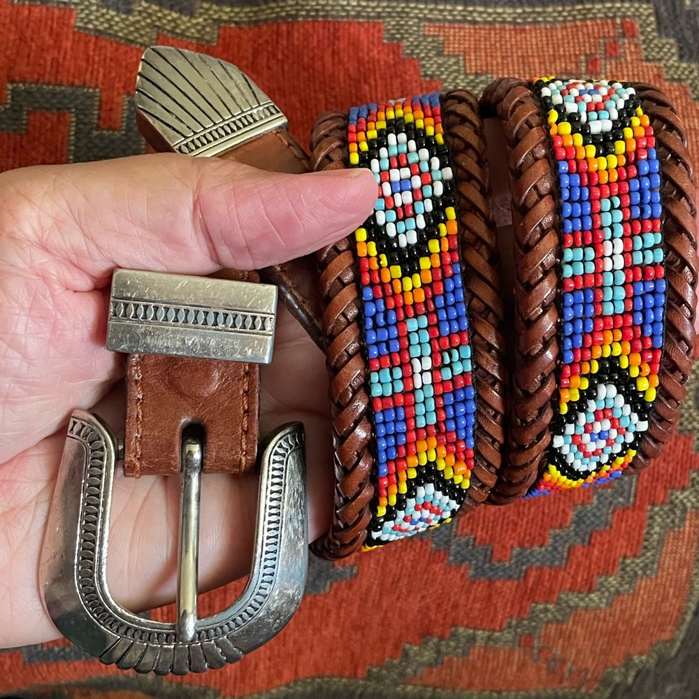 Vintage 1992 Southwestern Colorful Beaded Leather Belt Silver-tone buckle 26